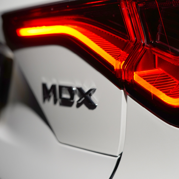 MDX A-Spec Package (Platinum White Pearl)
